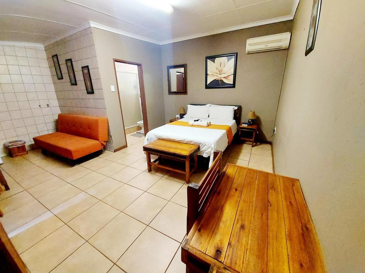 Sundown Lodge Komatipoort Chambre photo