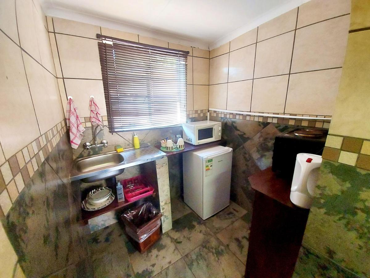 Sundown Lodge Komatipoort Chambre photo